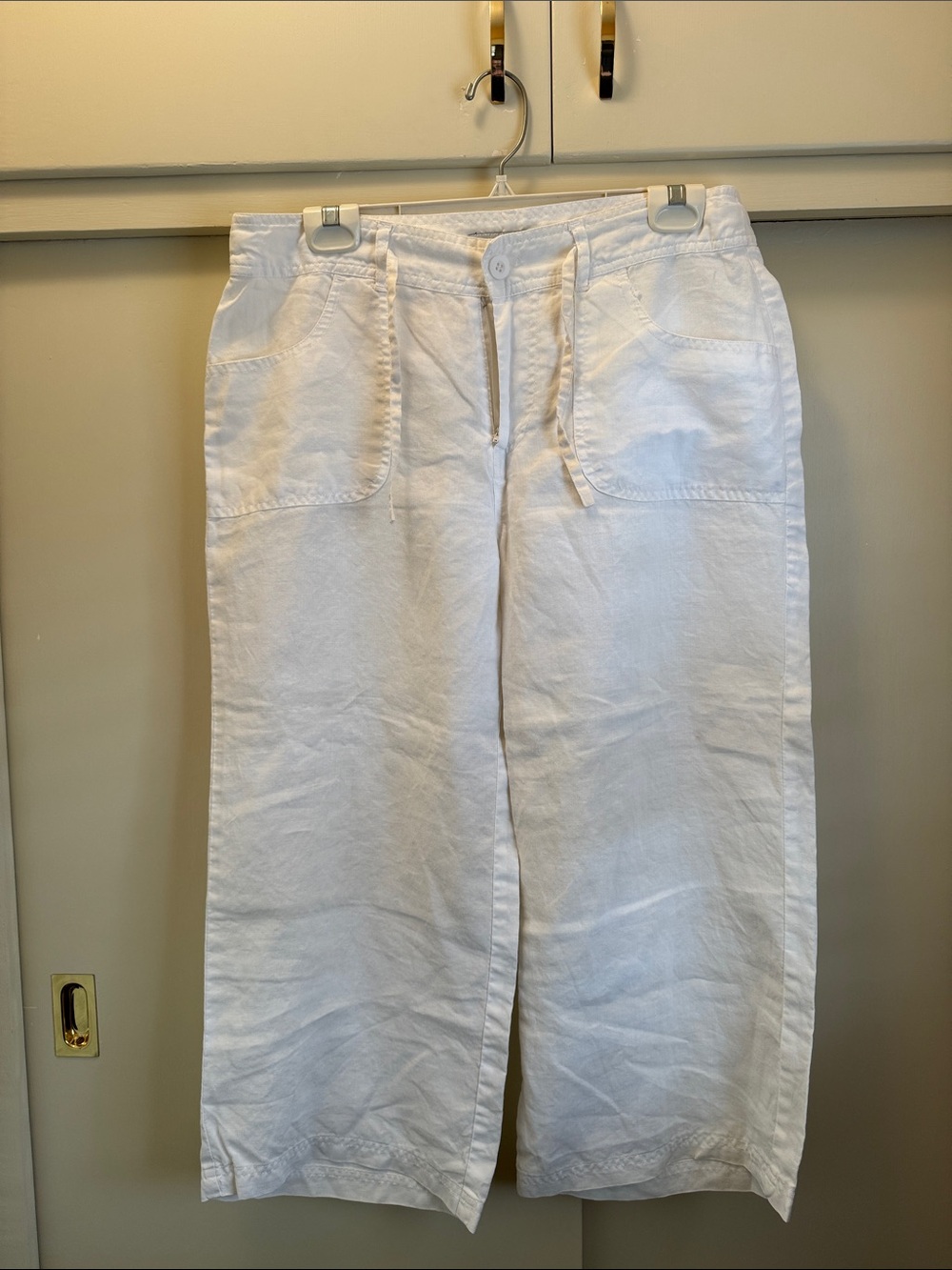 Atmosphere White Linen-Blend Crop Capris